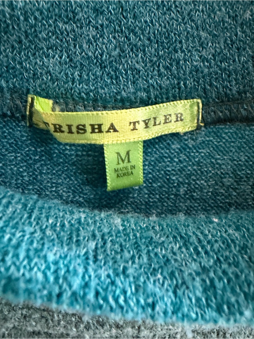 TRISHA TYLER Fall Floral Roll Neck Sweater Size Medium - Picture 4 of 5